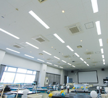 観察実験室（体験館）